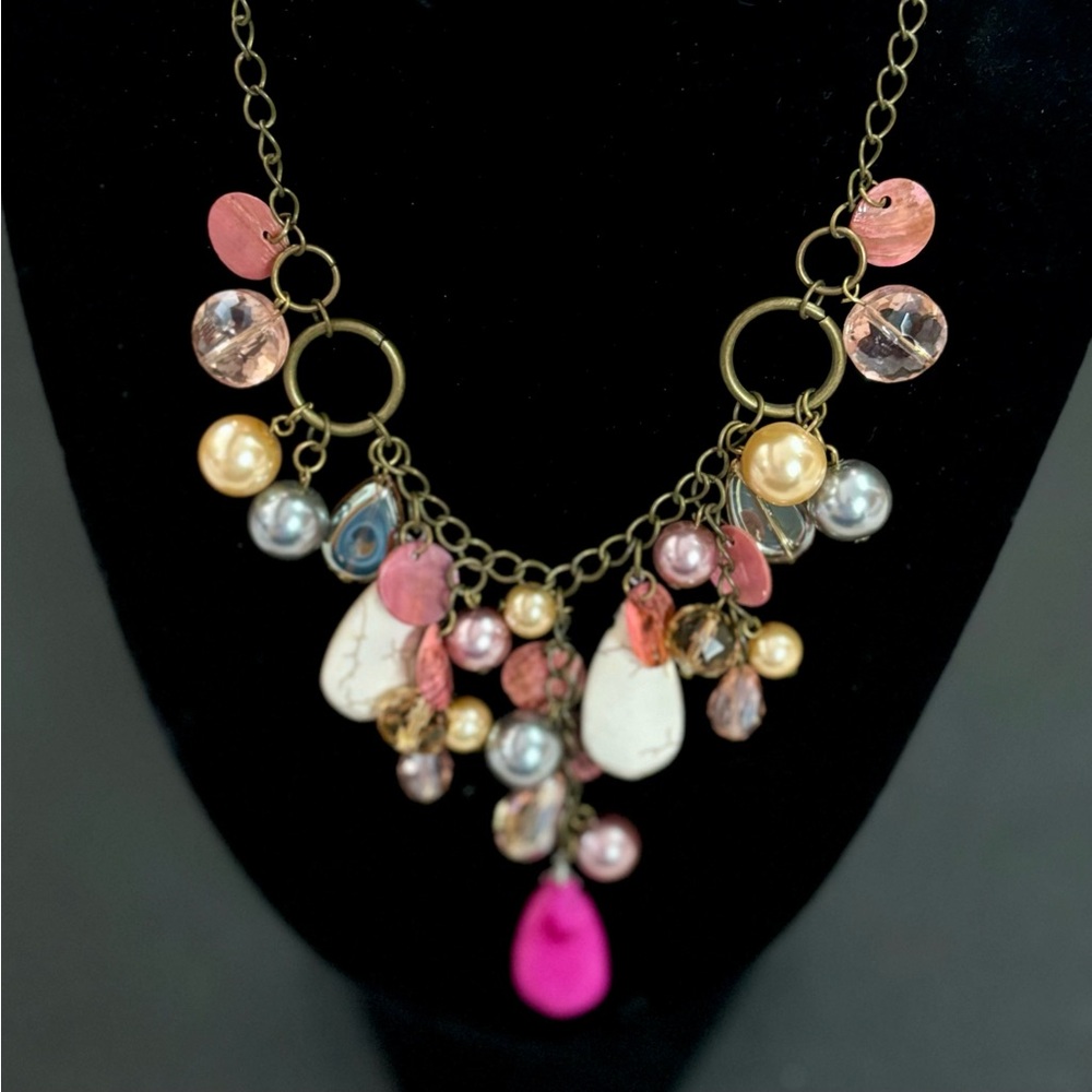 Pier 1 statement Bob necklace